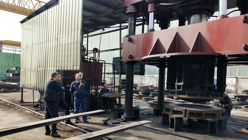 封頭拉伸液壓機(jī) 封頭拉伸液壓機(jī)