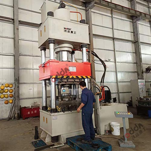 500噸汽車軸承鍛造液壓機