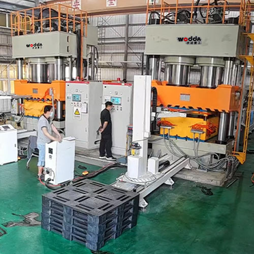 塑料托盤自動化生產線