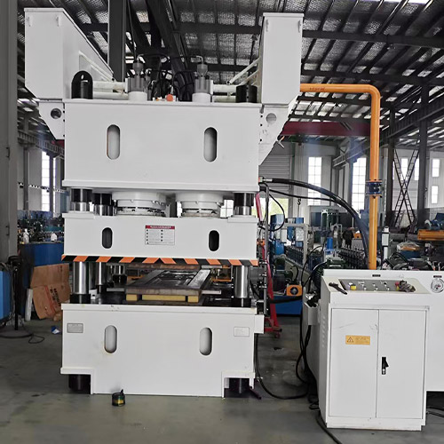 2400噸不銹鋼門(mén)板壓花機(jī)