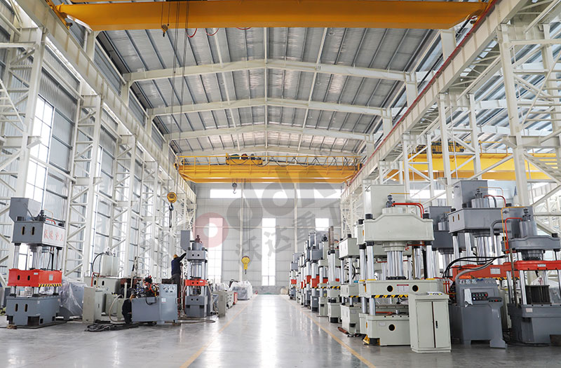 山東沃達重工新生產車間