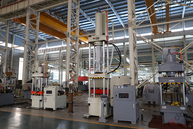 山東耐火材料液壓機廠家(耐火磚、石墨匣缽、坩堝) 山東耐火材料液壓機廠家(耐火磚、石墨匣缽、坩堝)