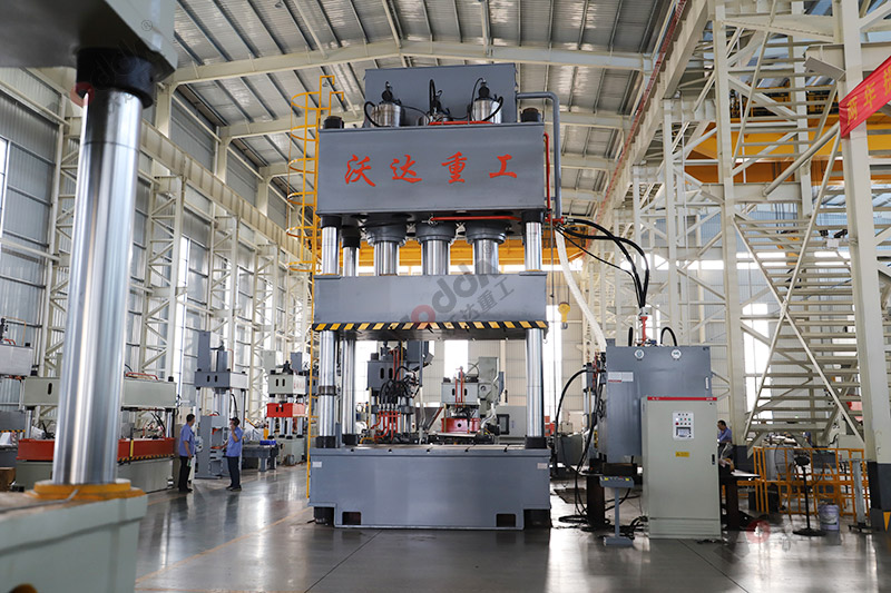 1500噸復合材料液壓機