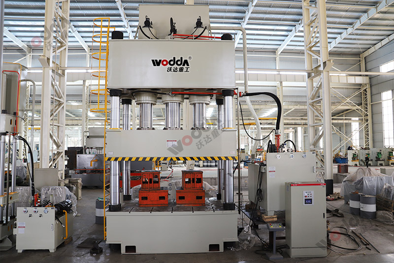 1500噸復合材料液壓機