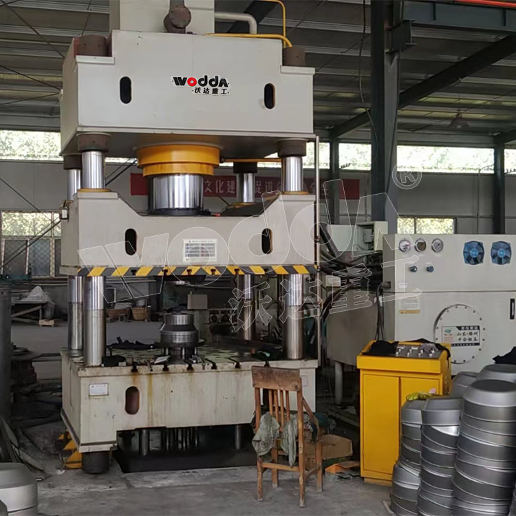 500噸不銹鋼封頭液壓機 500噸不銹鋼封頭液壓機