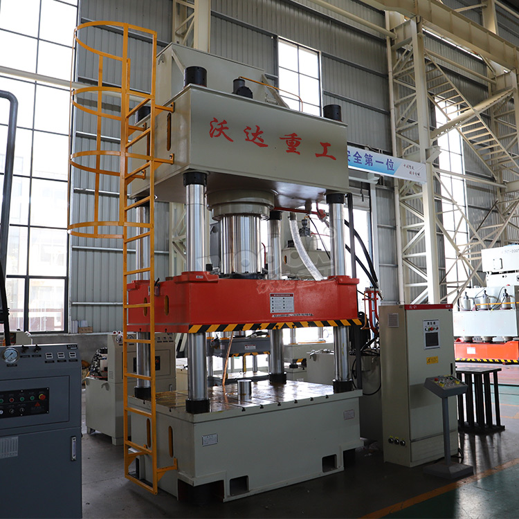 500噸伺服四柱液壓機(jī) 500噸伺服四柱液壓機(jī)