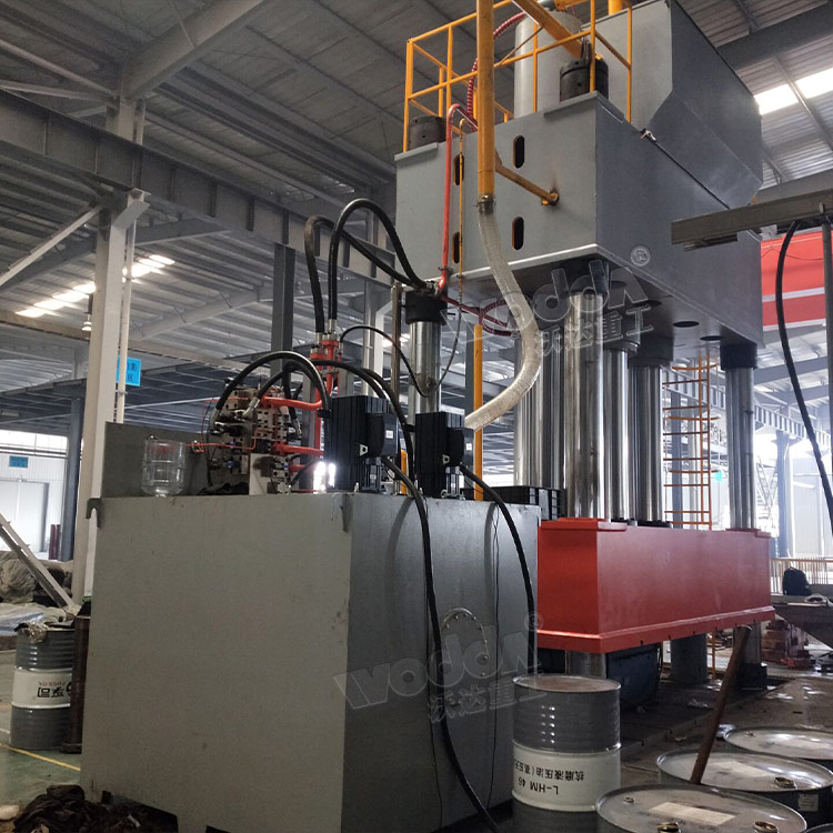 汽車導(dǎo)流罩成型液壓機(jī) 汽車導(dǎo)流罩成型液壓機(jī)