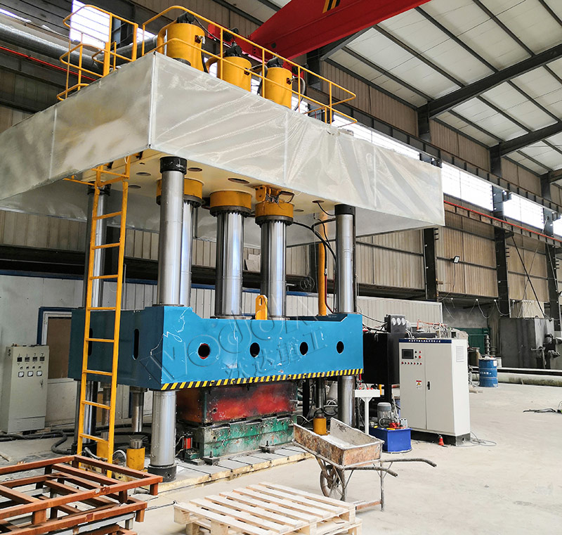 2000噸四柱復(fù)合材料模壓機 2000噸四柱復(fù)合材料模壓機