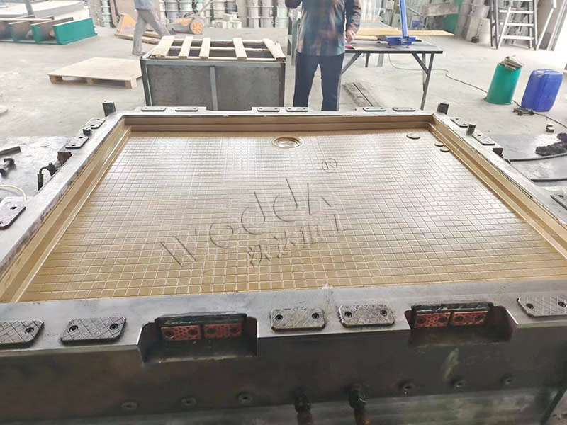 2000噸SMC淋浴房底座模壓機 2000噸SMC淋浴房底座模壓機