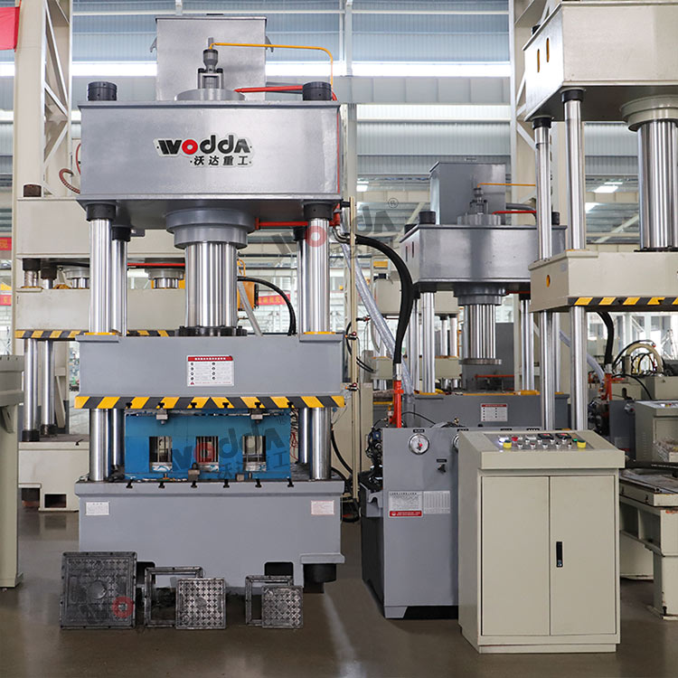 四柱液壓機廠家哪里有 四柱液壓機廠家哪里有