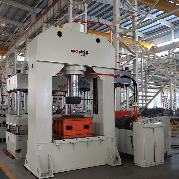 500噸龍門(mén)液壓機(jī) 500噸龍門(mén)液壓機(jī)