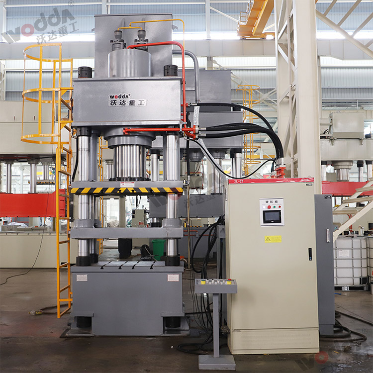 500噸四梁四柱液壓機(jī) 500噸四梁四柱液壓機(jī)