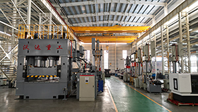 zp-6 液壓機械生產廠家車間