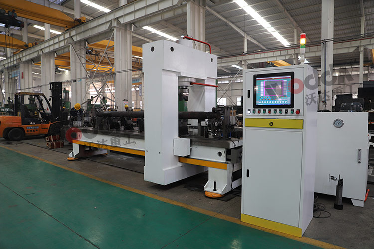 150噸全自動校直機 150噸全自動校直機