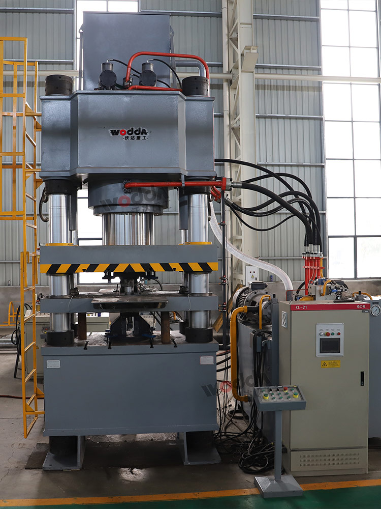 800噸鐵硅鋁磁芯粉成型液壓機.jpg 800噸鐵硅鋁磁芯粉成型液壓機.jpg