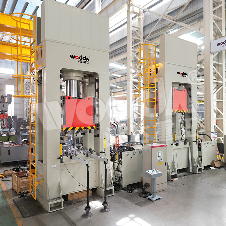 630噸框架式液壓機 630噸框架式液壓機