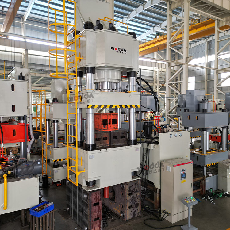 1000噸陶瓷粉末成型液壓機 1000噸陶瓷粉末成型液壓機