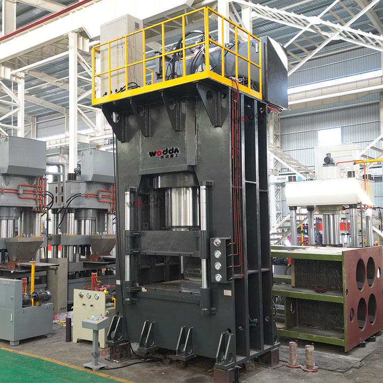 1800噸框架式液壓機 1800噸框架式液壓機