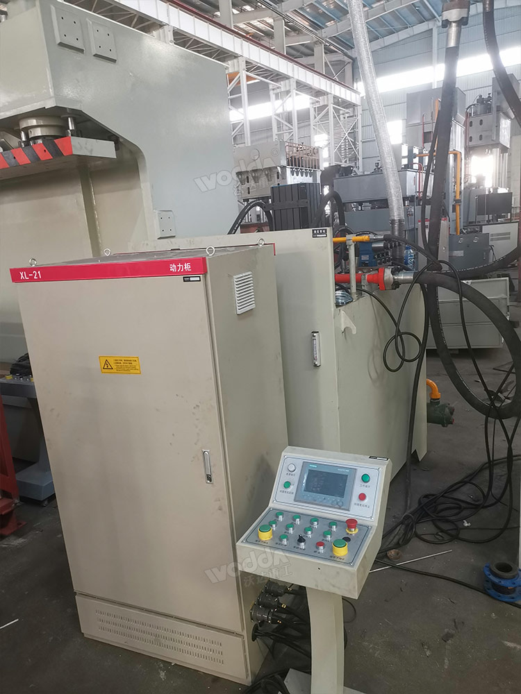 框架式液壓機配置 框架式液壓機配置