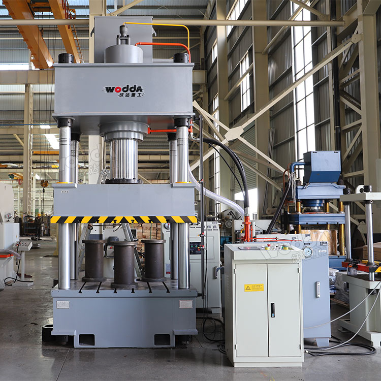 315噸三梁四柱液壓機(jī) 315噸三梁四柱液壓機(jī)