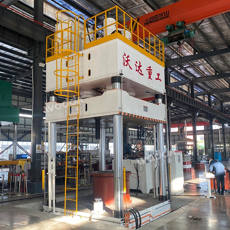 1000噸液壓機 1000噸液壓機