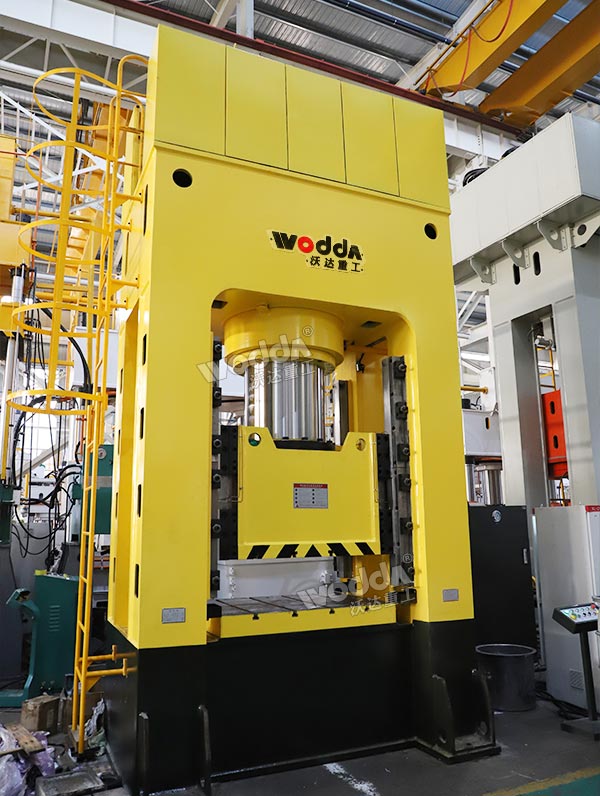 1000噸框架式油壓機