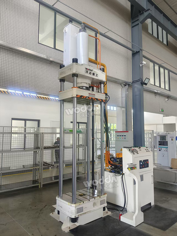 大行程200噸四柱液壓機 大行程200噸四柱液壓機