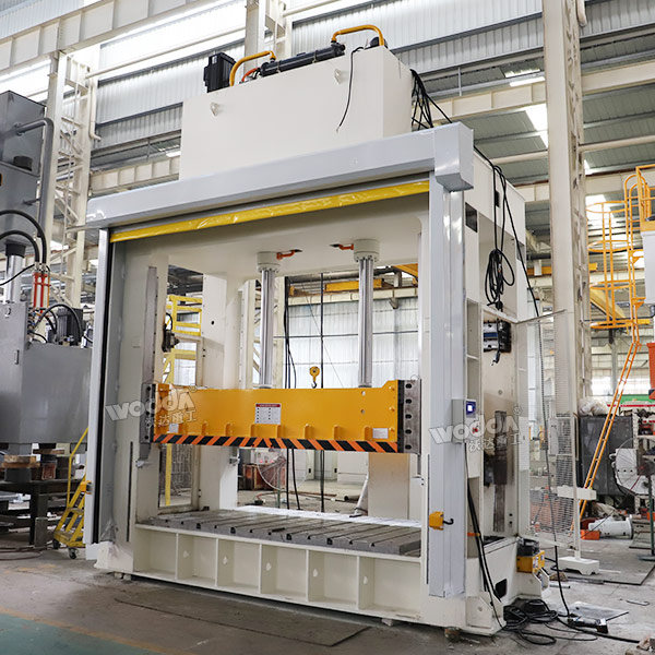 100噸框架式壓力機(jī) 100噸框架式壓力機(jī)