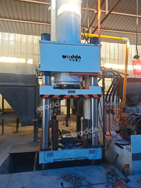 630噸耐火磚成型液壓機 630噸耐火磚成型液壓機