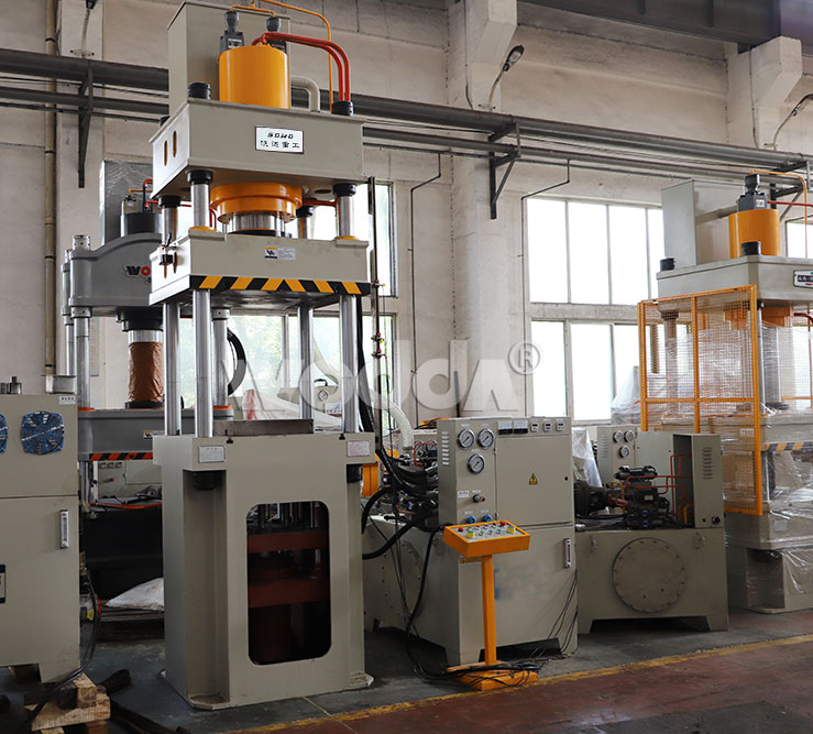 200噸四柱拉伸液壓機 200噸四柱拉伸液壓機